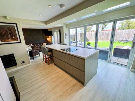 MOUNTFIELD ROAD, Bramhall SK7 1LZ, Image 2