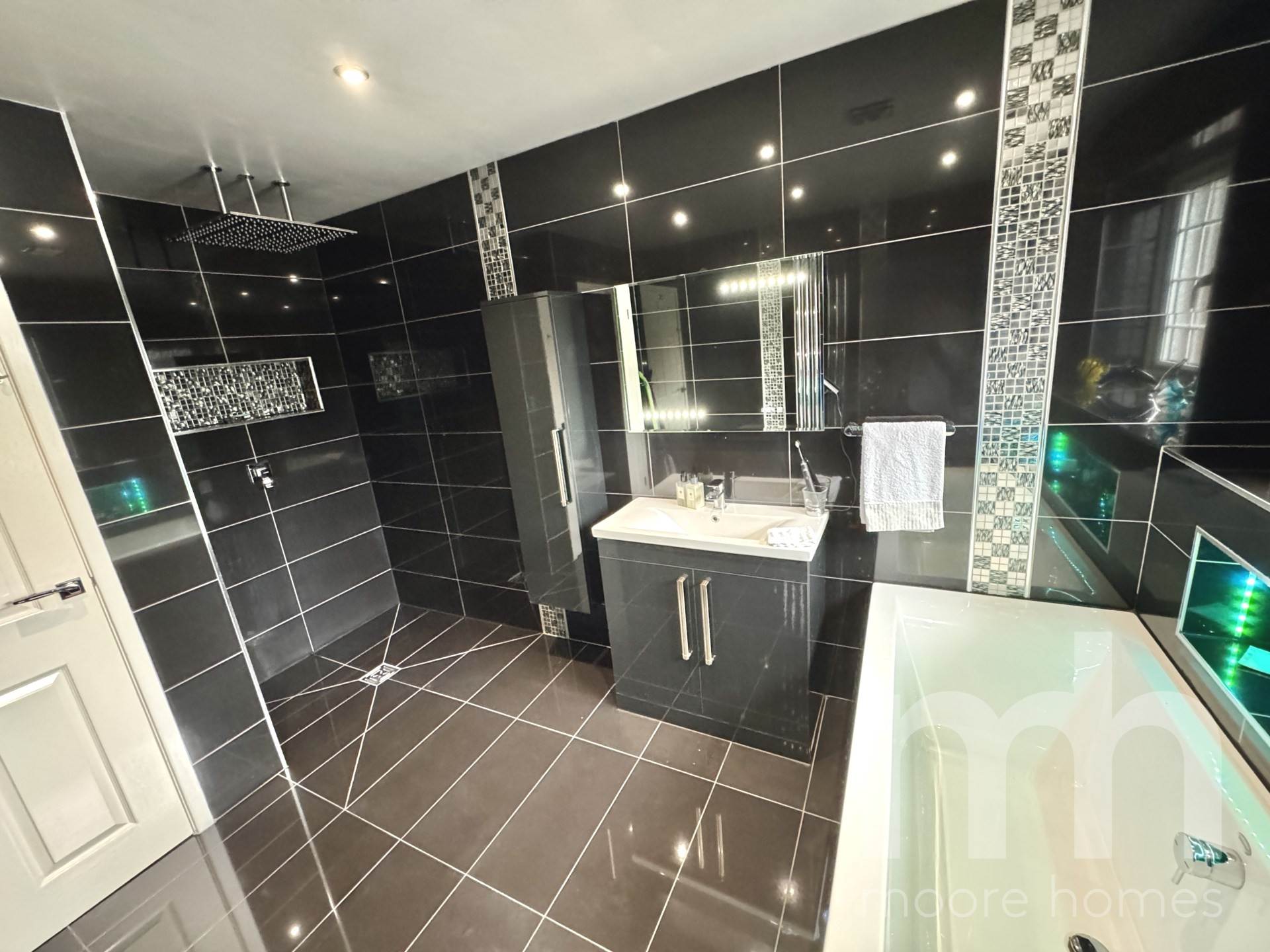 WOODEND, Bramhall SK7 3LN, Image 16