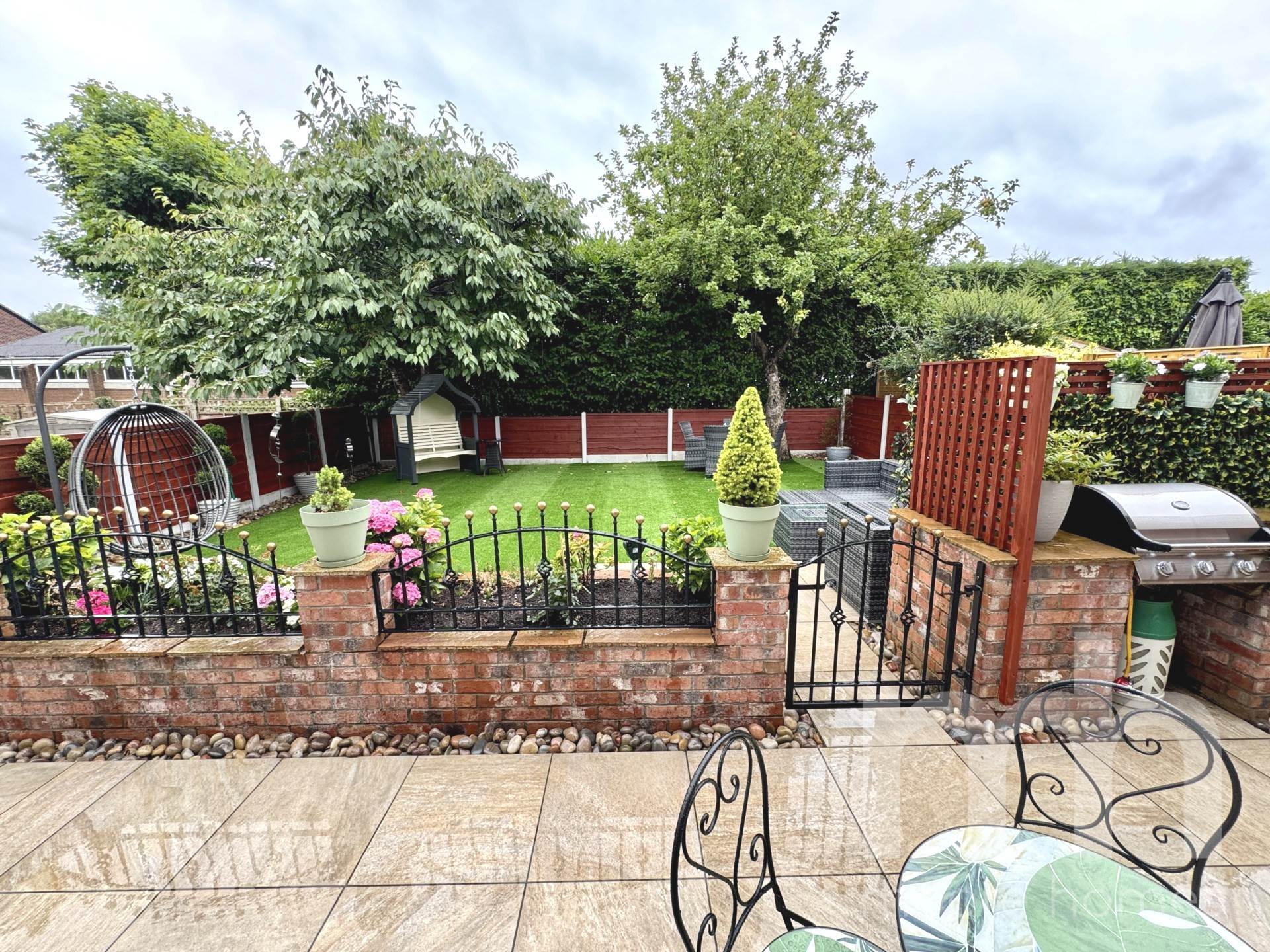 WOODEND, Bramhall SK7 3LN, Image 25