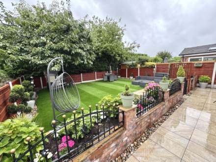 WOODEND, Bramhall SK7 3LN, Image 26