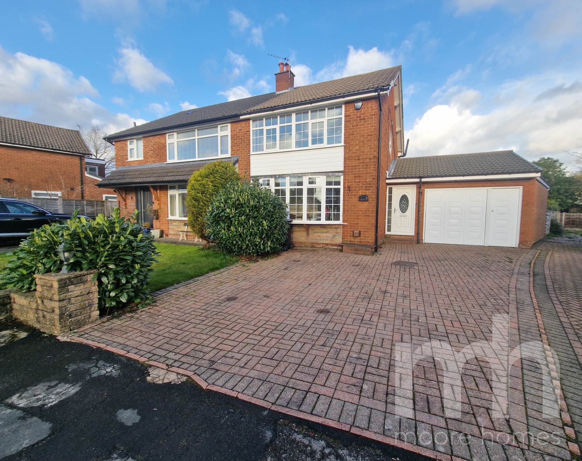 DERWENT DRIVE, Bramhall SK7 1HW, Image 1