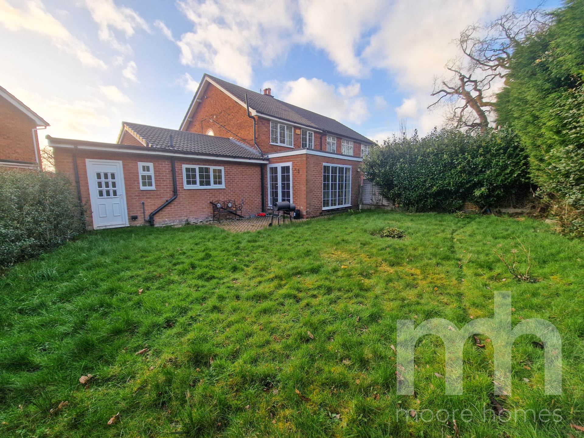 DERWENT DRIVE, Bramhall SK7 1HW, Image 2
