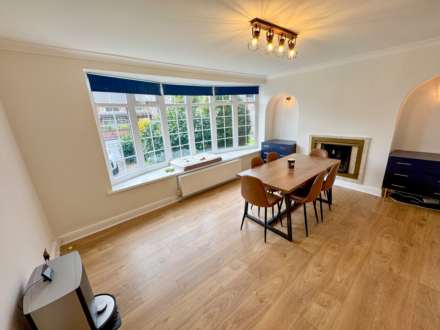 DERWENT DRIVE, Bramhall SK7 1HW, Image 5