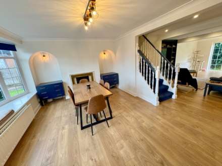 DERWENT DRIVE, Bramhall SK7 1HW, Image 7