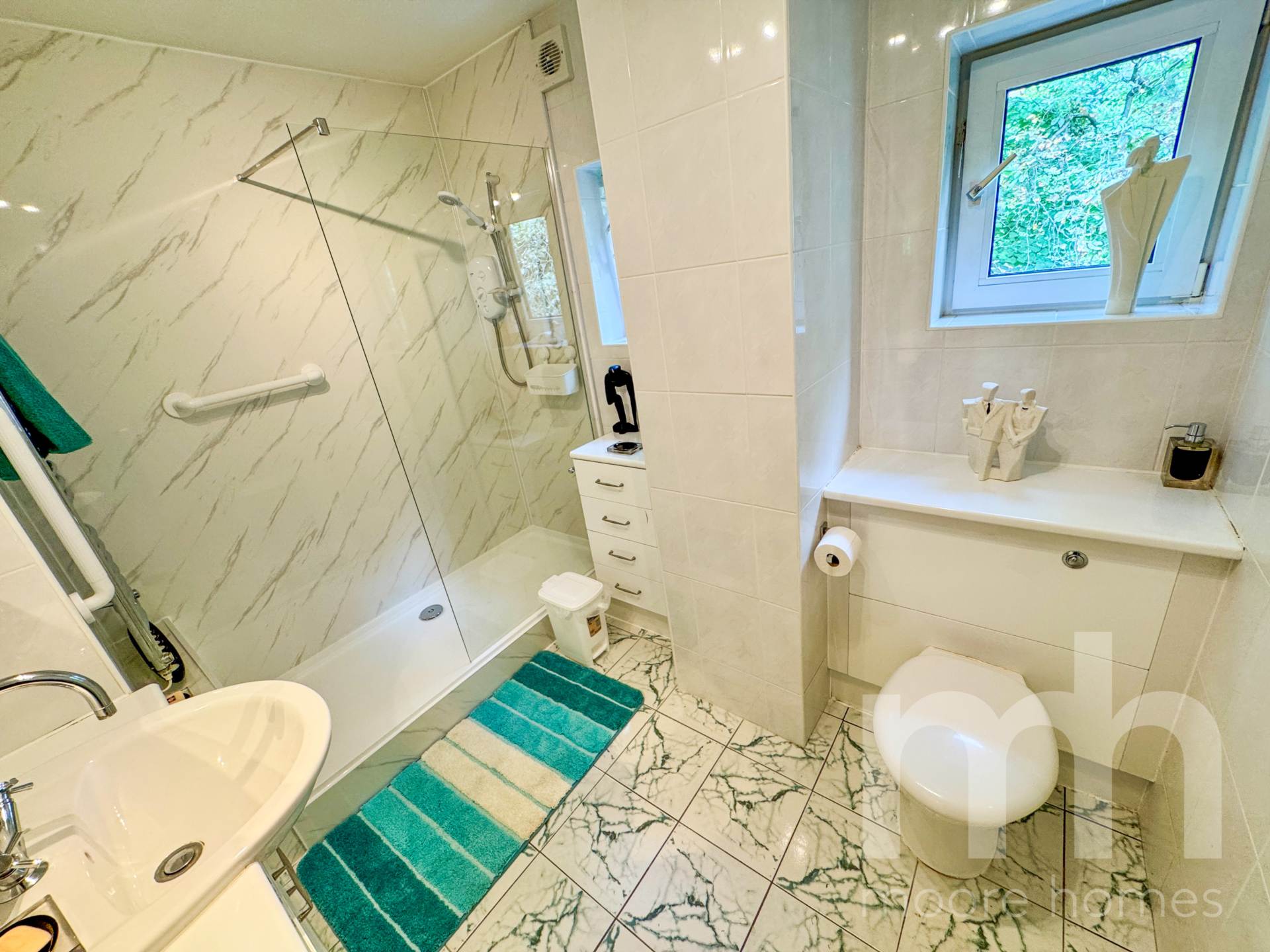 CLYSBARTON COURT, Bramhall Park Road, Bramhall SK7 3NP, Image 11