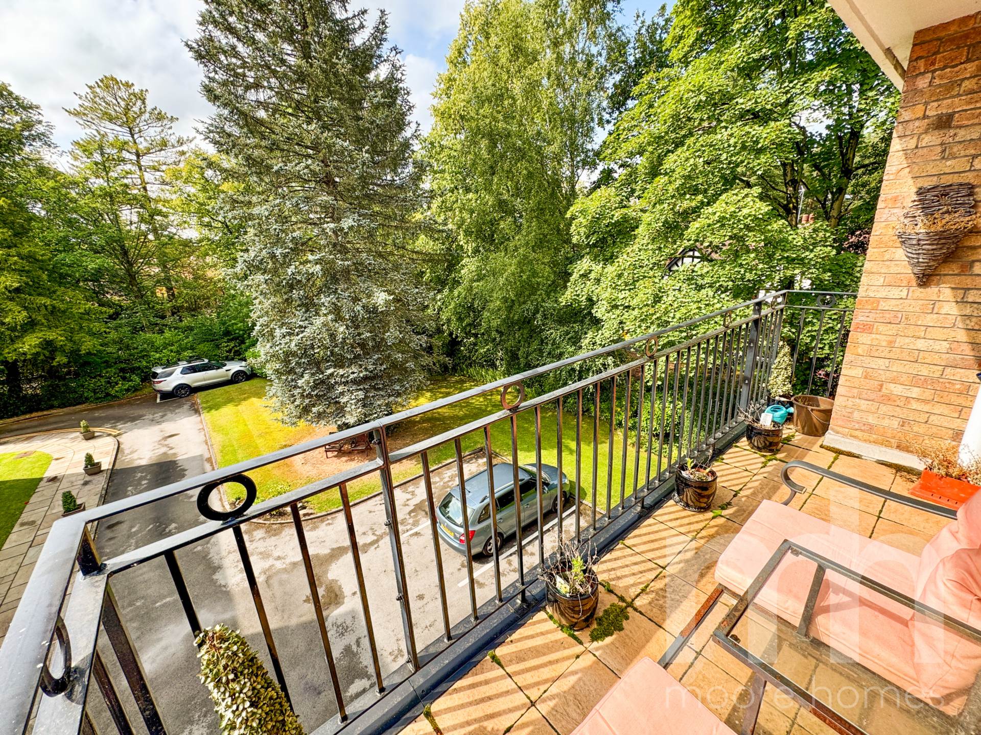 CLYSBARTON COURT, Bramhall Park Road, Bramhall SK7 3NP, Image 2