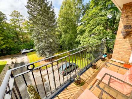 CLYSBARTON COURT, Bramhall Park Road, Bramhall SK7 3NP, Image 2