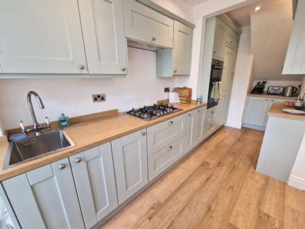 CHURCH LANE, Woodford SK7 1RQ, Image 11