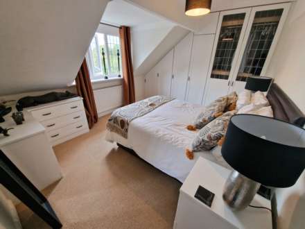 CHURCH LANE, Woodford SK7 1RQ, Image 17