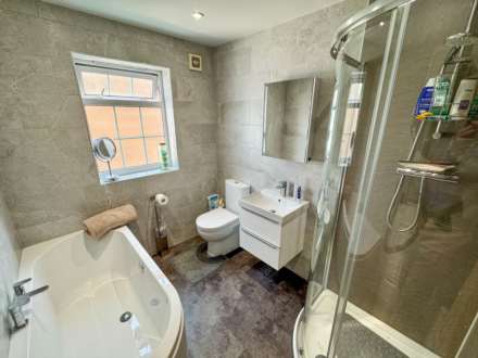 RAVENSWOOD DRIVE, Cheadle Hulme SK8 7DZ, Image 19