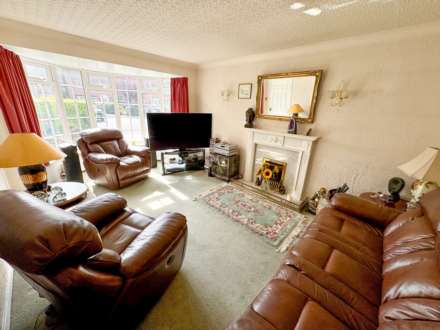 RAVENSWOOD DRIVE, Cheadle Hulme SK8 7DZ, Image 4