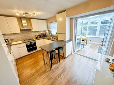 BURLEIGH CLOSE, Hazel Grove SK7 5QT, Image 3