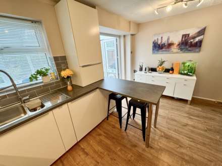 BURLEIGH CLOSE, Hazel Grove SK7 5QT, Image 6
