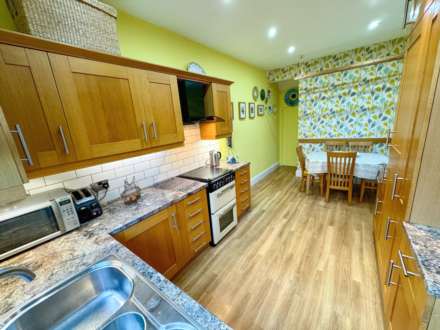 MOSS LANE, Bramhall SK7 1BD, Image 11