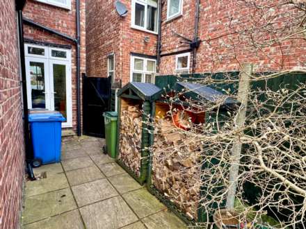 MOSS LANE, Bramhall SK7 1BD, Image 24