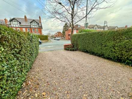 MOSS LANE, Bramhall SK7 1BD, Image 25