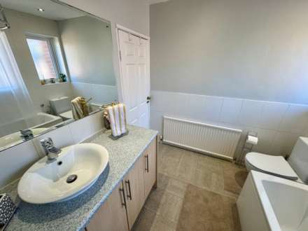 LANGDALE ROAD, Bramhall SK7 1DN, Image 15