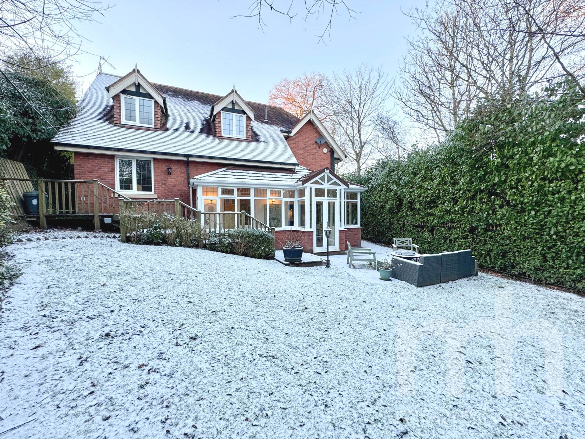 VALLEY ROAD, Bramhall SK7 2NH, Image 4