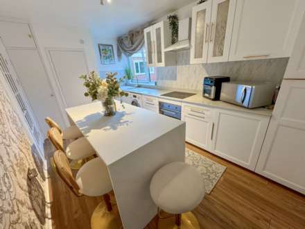 CLYSBARTON COURT, Bramhall Park Road, Bramhall SK7 3NP