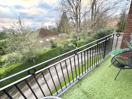 CLYSBARTON COURT, Bramhall Park Road, Bramhall SK7 3NP, Image 8