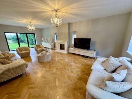 CHESTER ROAD, Woodford SK7 1QQ, Image 14