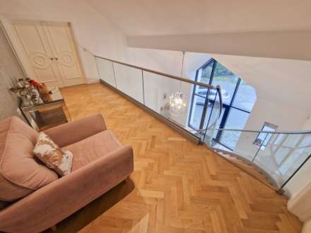 CHESTER ROAD, Woodford SK7 1QQ, Image 19