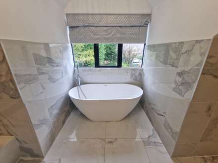 CHESTER ROAD, Woodford SK7 1QQ, Image 25