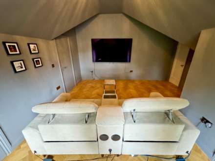 CHESTER ROAD, Woodford SK7 1QQ, Image 33