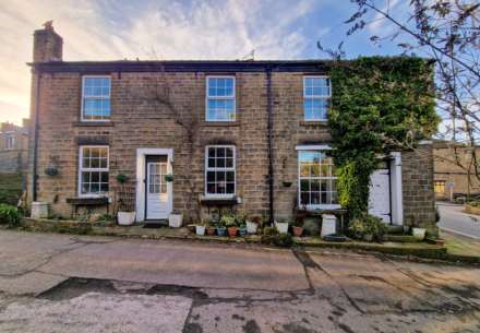 3 Bedroom End Terrace, RIDGE TOP LANE, Hayfield SK22 2JQ