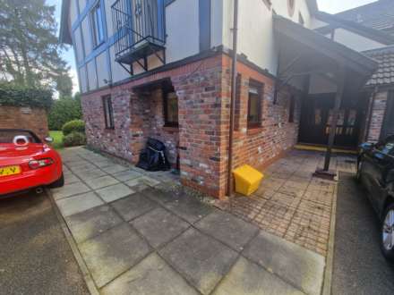 GLENBOURNE PARK, OGDEN ROAD, Bramhall SK7 1JG, Image 17