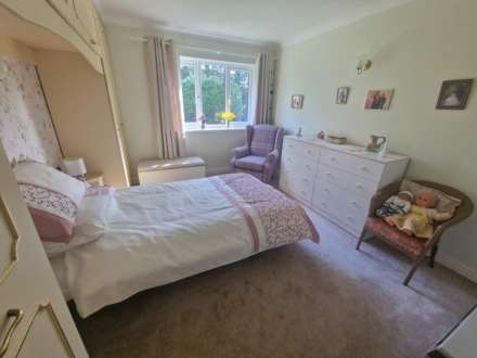 GLENBOURNE PARK, OGDEN ROAD, Bramhall SK7 1JG, Image 9