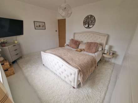 PINE ROAD, Bramhall SK7 2JN, Image 11