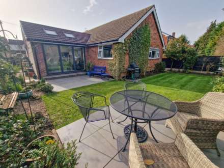 3 Bedroom Detached Bungalow, BOSTON CLOSE, Bramhall SK7 2BP