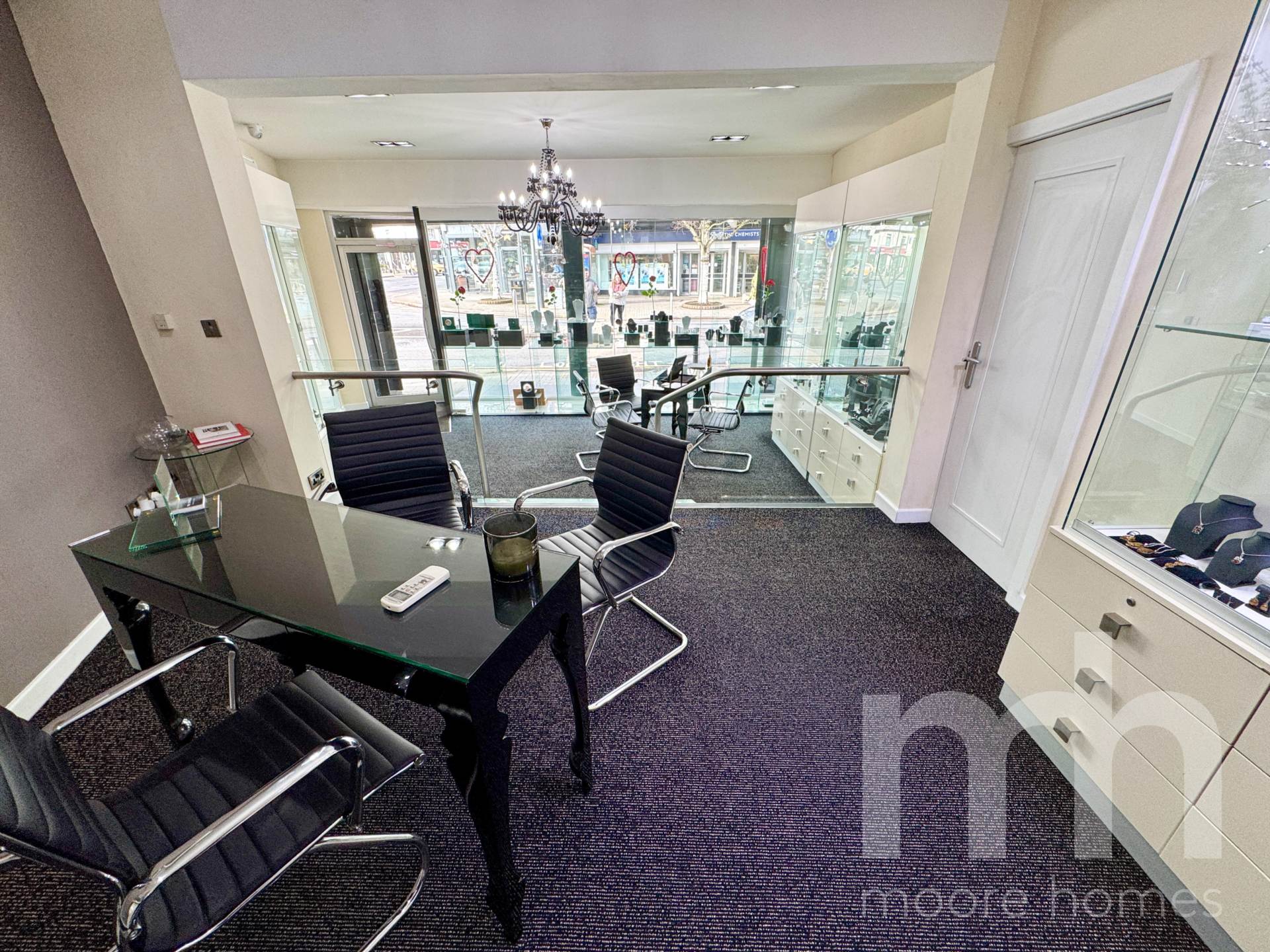 BRAMHALL LANE SOUTH, Bramhall SK7 1AF, Image 5