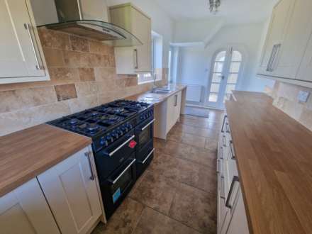 BUXTON ROAD, Hazel Grove SK7 6NG, Image 4