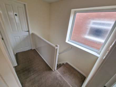 GLYNIS CLOSE, Cale Green SK3 8JD, Image 12