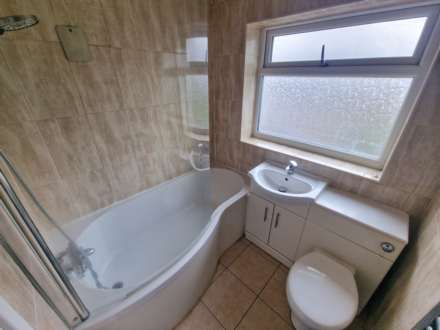 GLYNIS CLOSE, Cale Green SK3 8JD, Image 13