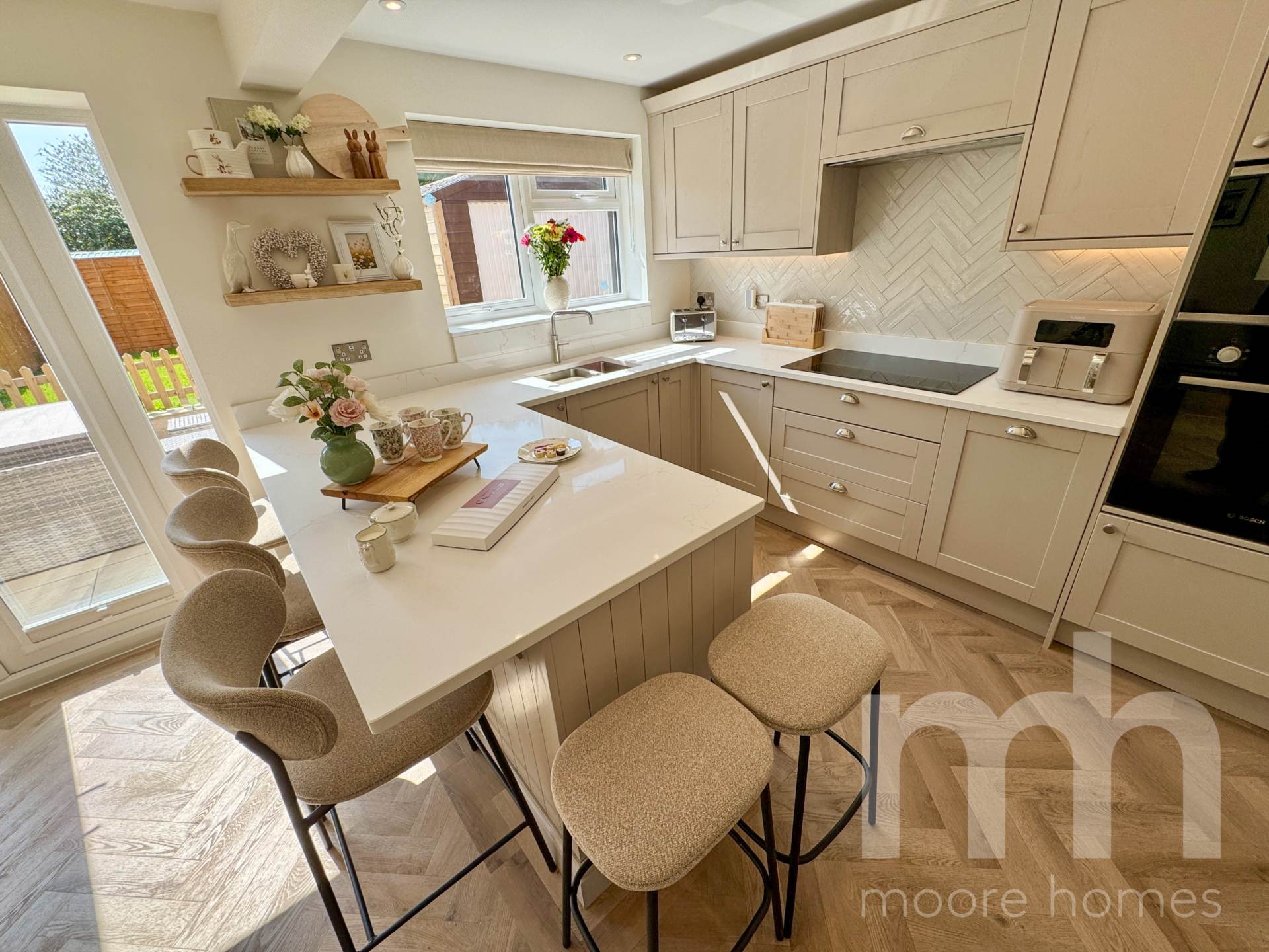 GLASTONBURY AVENUE, Cheadle Hulme SK8 7PS, Image 2