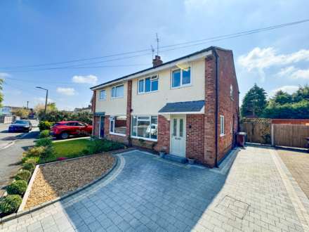 GLASTONBURY AVENUE, Cheadle Hulme SK8 7PS, Image 1
