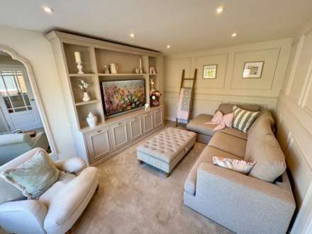 GLASTONBURY AVENUE, Cheadle Hulme SK8 7PS, Image 10