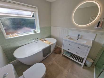 GLASTONBURY AVENUE, Cheadle Hulme SK8 7PS, Image 21