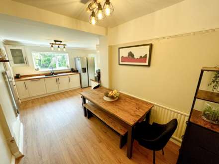 CENTRAL DRIVE, Bramhall SK7 3JU, Image 3