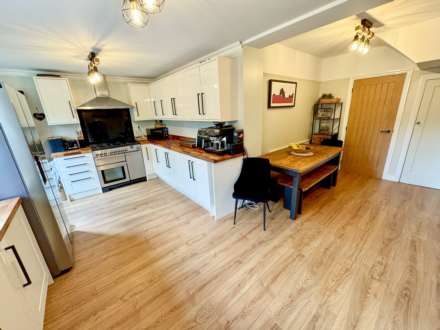 CENTRAL DRIVE, Bramhall SK7 3JU, Image 4