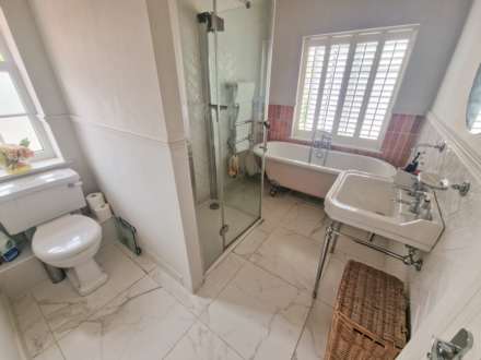 OUTWOOD ROAD, Heald Green SK8 3JQ, Image 20