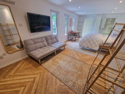 OUTWOOD ROAD, Heald Green SK8 3JQ, Image 28