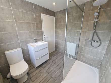 BODMIN DRIVE, Bramhall SK7 2HX, Image 3
