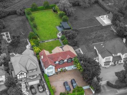 WOODFORD ROAD, Woodford SK7 1QE