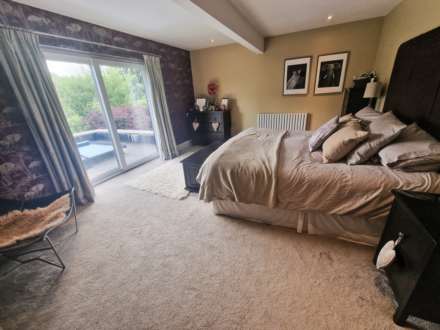 WOODFORD ROAD, Woodford SK7 1QE, Image 30