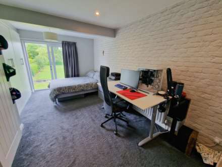 WOODFORD ROAD, Woodford SK7 1QE, Image 36