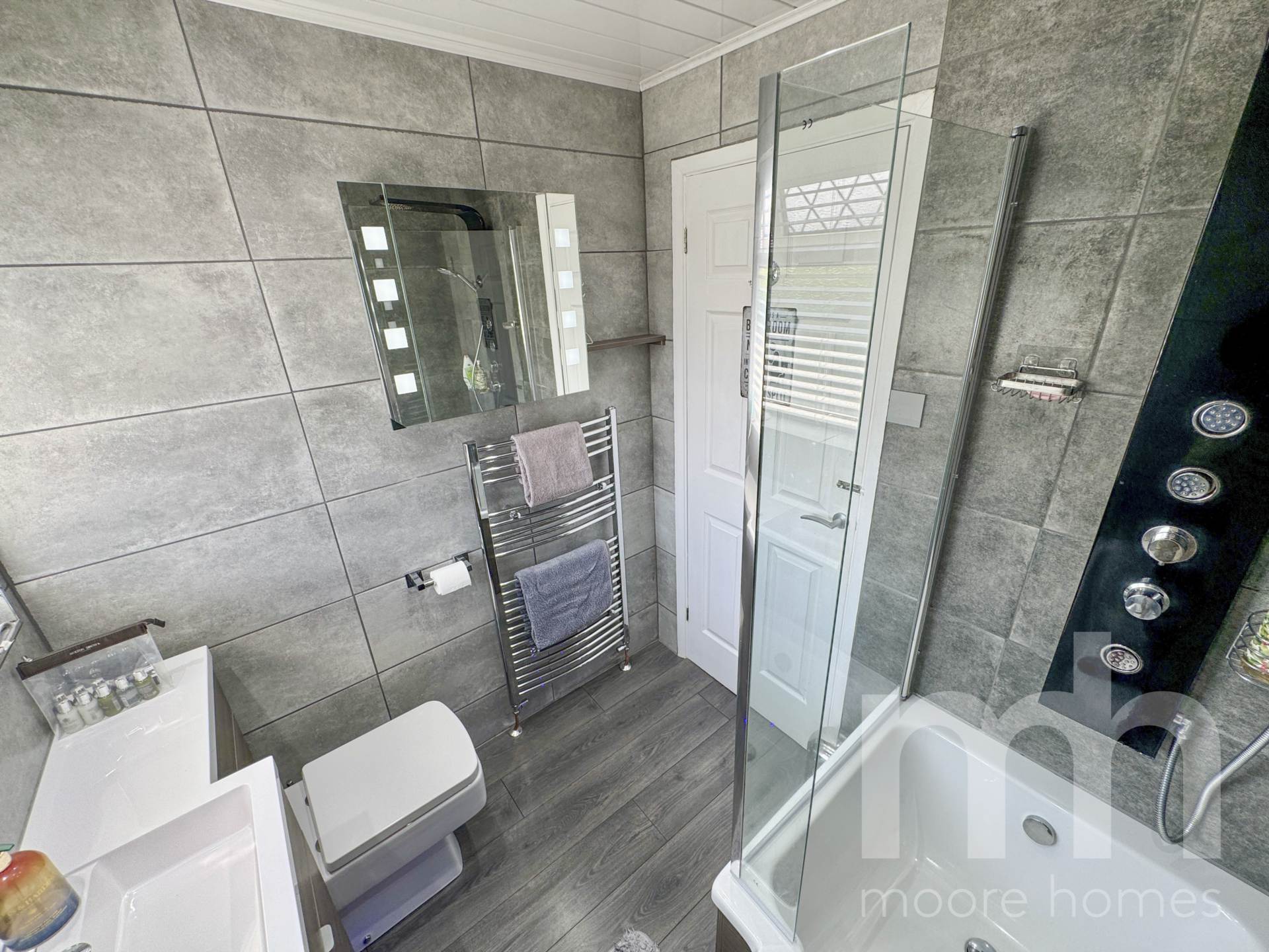 WOODEND, Bramhall SK7 3LN, Image 25